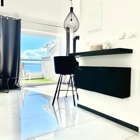 Sunador - Adults Only ツリクヴェニツァ