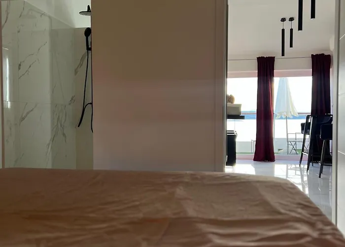 Sunador - Adults Only *